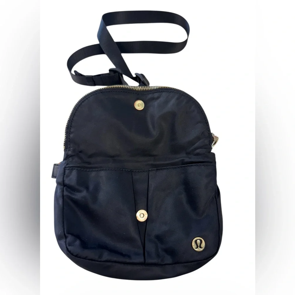 lululemon athletica All Night Festival Crossbody Bag Black Micro 2L